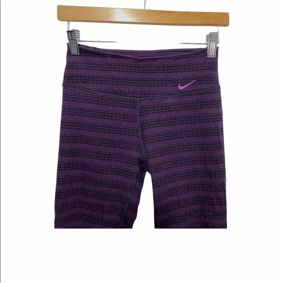 Nike Dri-Fit Capri Leggings - Picture 4 of 6